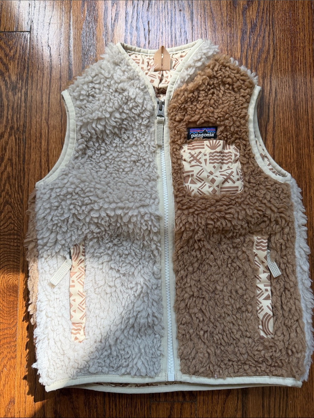 Patagonia Two-Tone Sherpa Vest in Cream & Brown